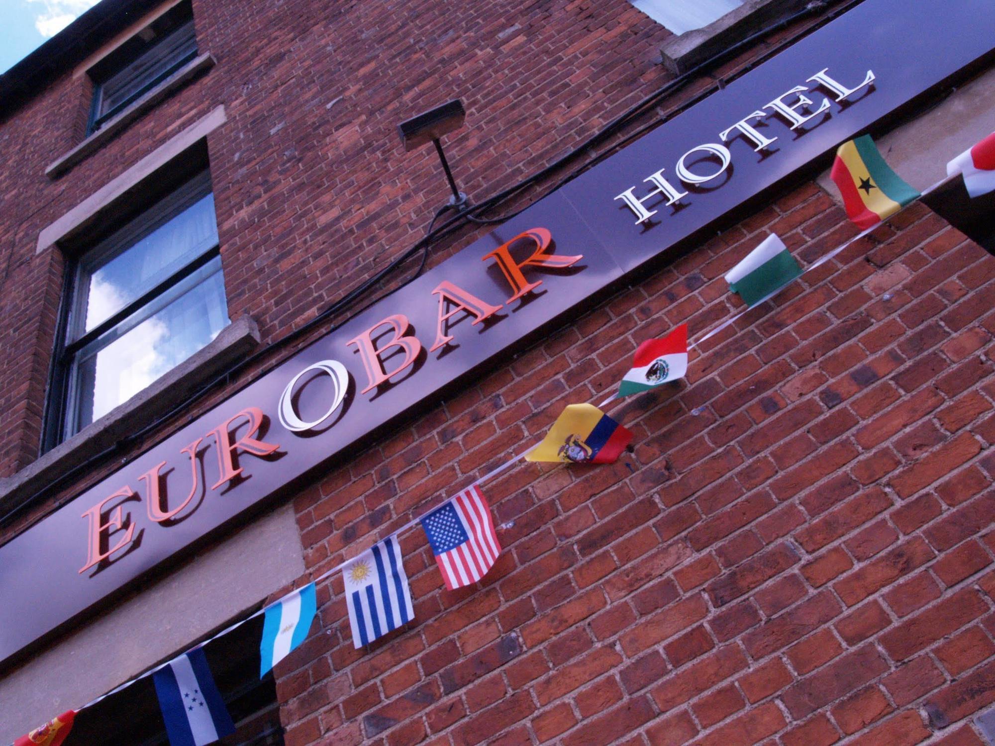 Eurobar & Hotel Oxford Bagian luar foto
